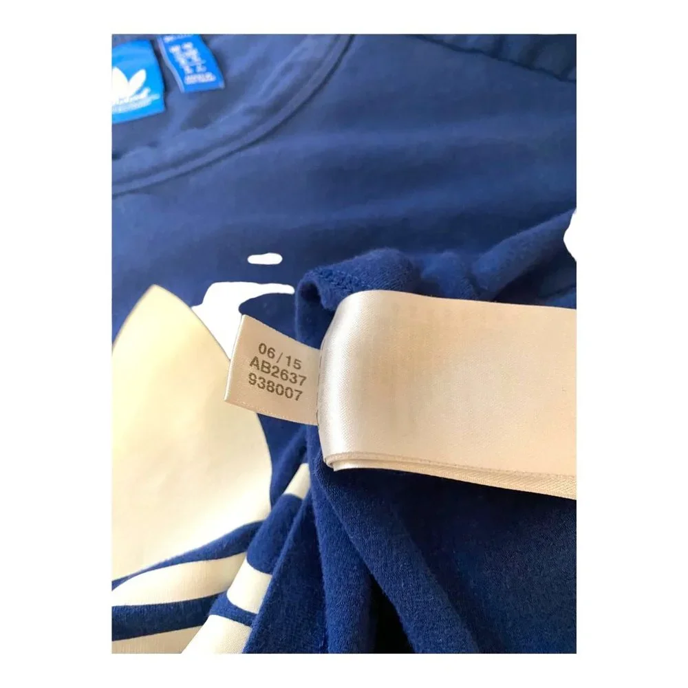 Adidas Women's Original Paris Crop Tee Size Small Long-Sleeve in Oxford Blue - Picture 8 of 9